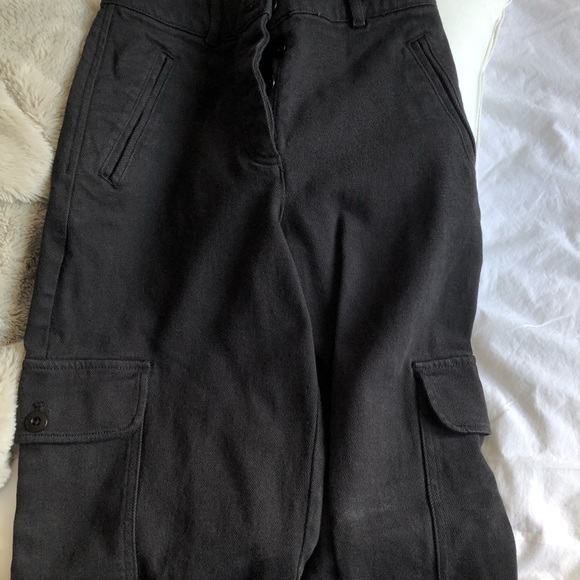 Aritizia modern cargo pants - Picture 2 of 5